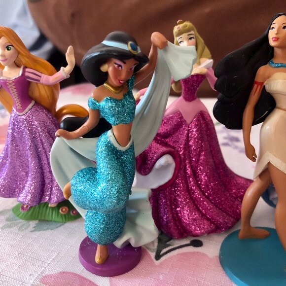 Lot of 7 Disney Princess Glitter Figurine Set Toys Rapunzel Jasmine Aurora etc. - Picture 4 of 7